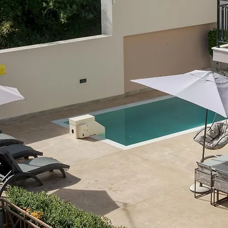 Naisy * تسيليفي